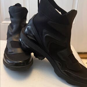 Nike Air VaporMax Light2 Black Sock-Style Ankle Boots